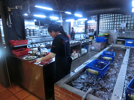 高雄餐廳推薦,推薦高雄餐廳,高雄推薦餐廳,高雄美食餐廳推薦,高雄美食推薦,高雄推薦美食餐廳,高雄聚餐餐廳,高雄海鮮餐廳,高雄火鍋餐廳,高雄海產料理餐廳,高雄螃蟹活蝦餐廳,高雄美食,高雄美食餐廳,高雄家庭餐廳,活蝦餐廳推薦